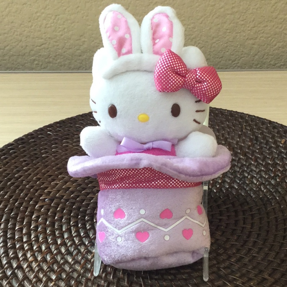 Hello Kitty plush, Sanrio